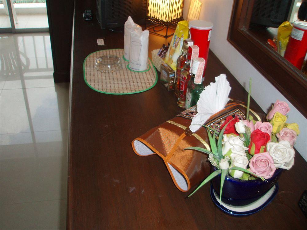 Soleluna Hotel Patong Exterior photo