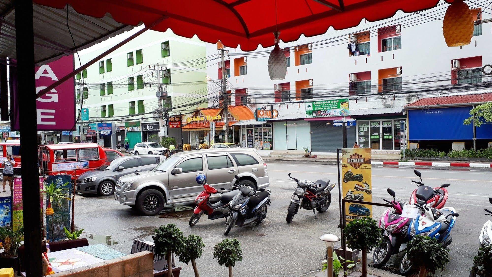 Soleluna Hotel Patong Exterior photo